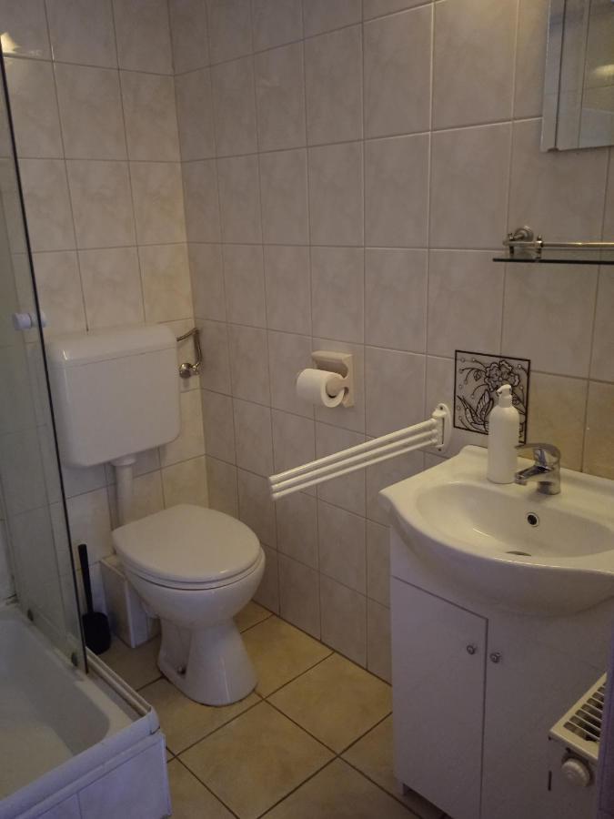 Agria Wellness Guesthouse Эгер Экстерьер фото